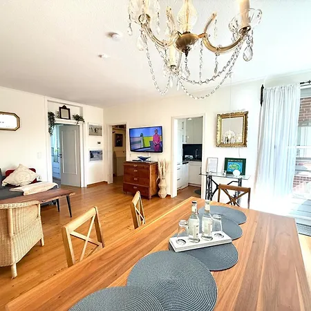 An Der Marsch Apartment *